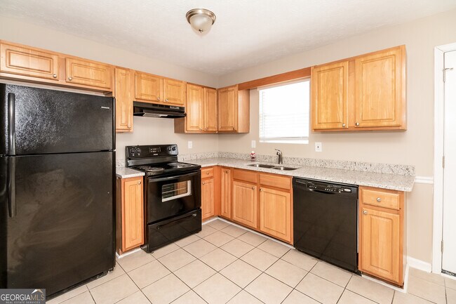 Building Photo - 9403 Highland Ridge