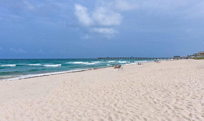 Building Photo - 2860 S Ocean Blvd