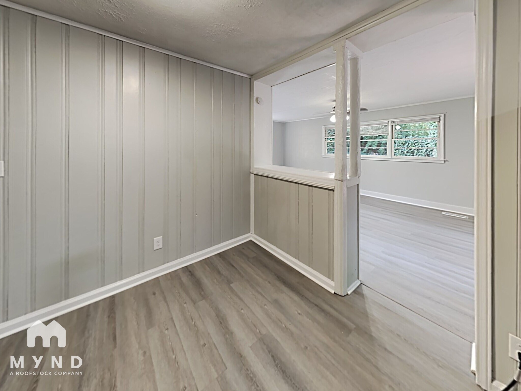 Building Photo - 919 Green Valley Rd SW