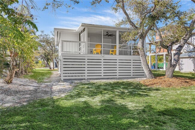 Building Photo - 5731 Lauder St