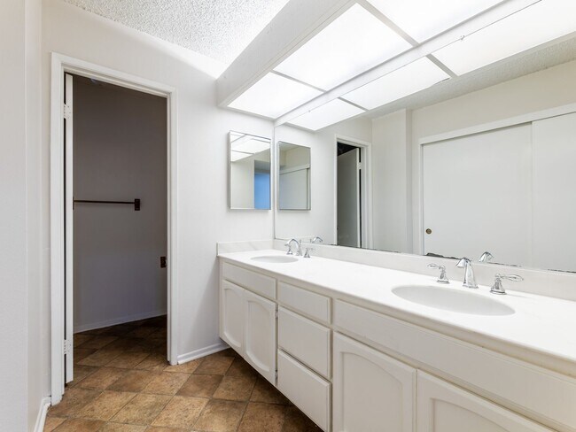 Building Photo - 7800 Topanga Canyon Blvd