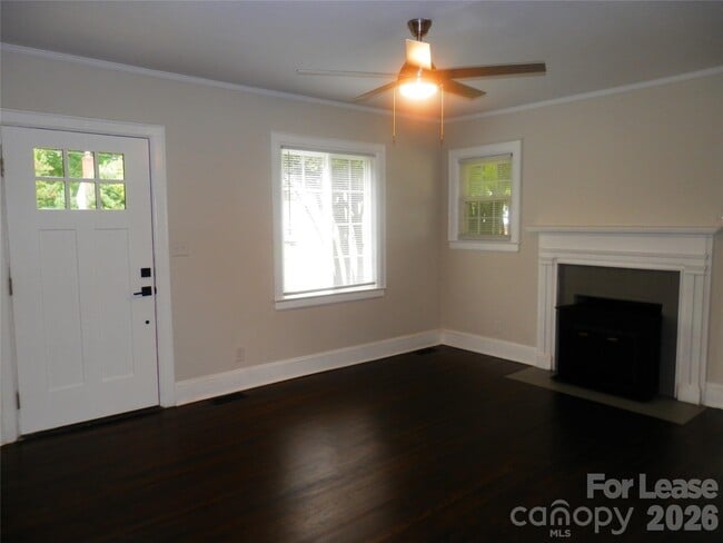 Building Photo - 1416 Effingham Rd
