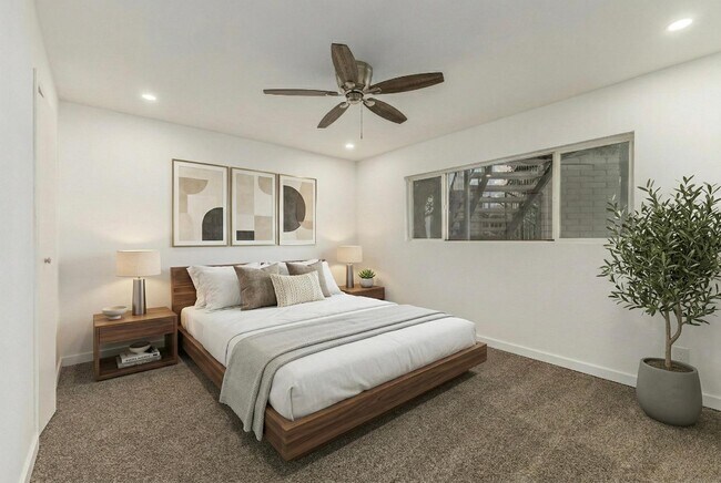 Building Photo - 6935 E 4th St