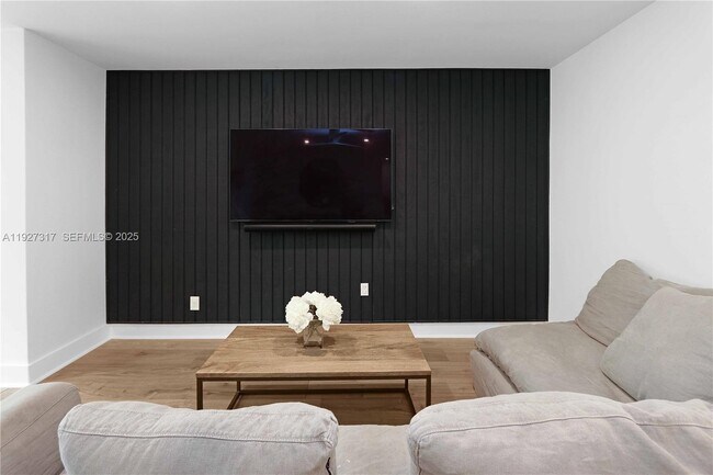 Building Photo - 1417 Jackson St