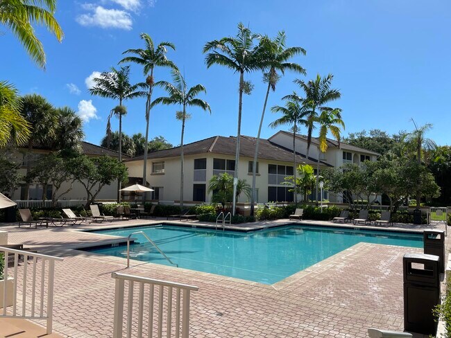 Building Photo - 13212 Glenmoor Dr