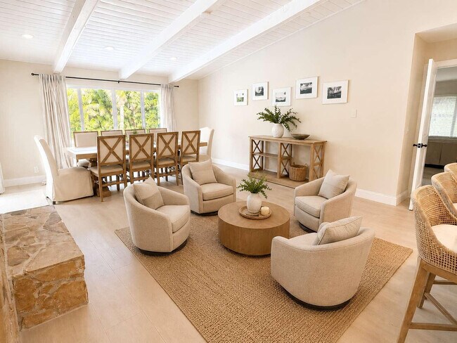 Building Photo - 2932 Banyan Blvd Cir NW