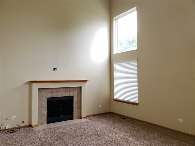 Building Photo - 7003 Sahara Dr