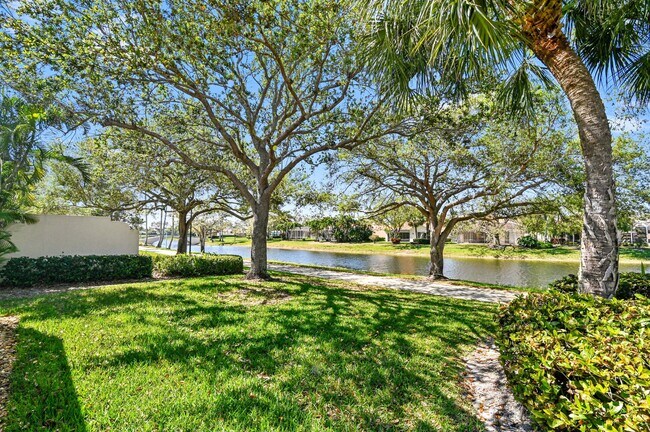 Building Photo - 7243 Elkhorn Dr