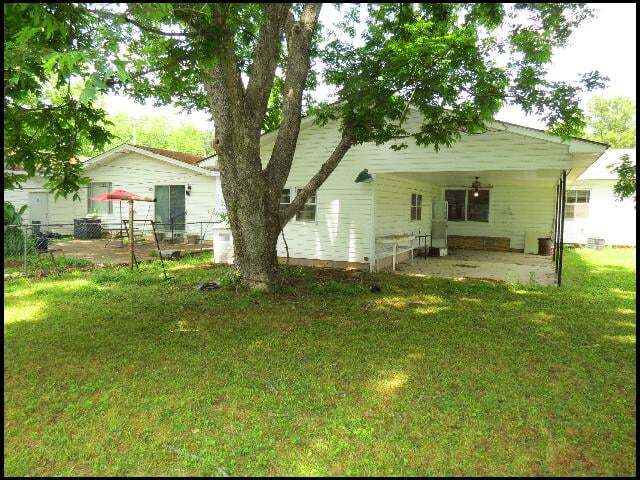 Building Photo - 5212 Lynch Dr