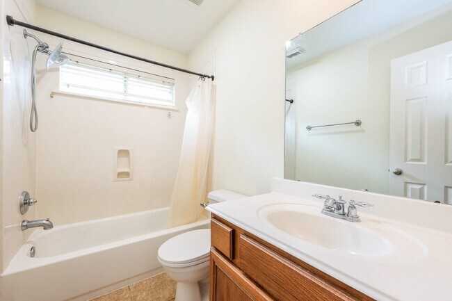 Building Photo - 11123 Overland Trail Dr