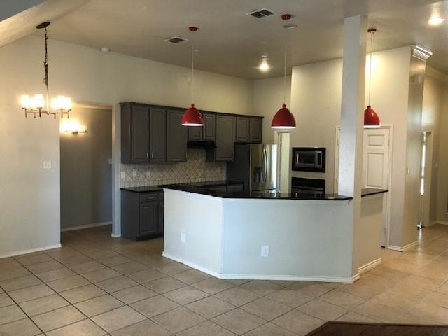 Building Photo - 600 Bel Air Dr