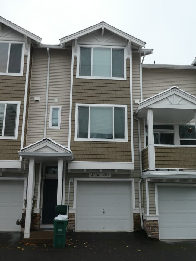 Building Photo - 8770 SW 147th Terrace