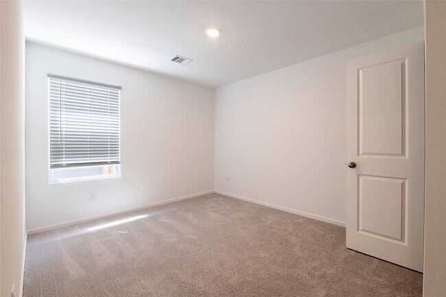 Building Photo - 25296 Leather Leaf Ct