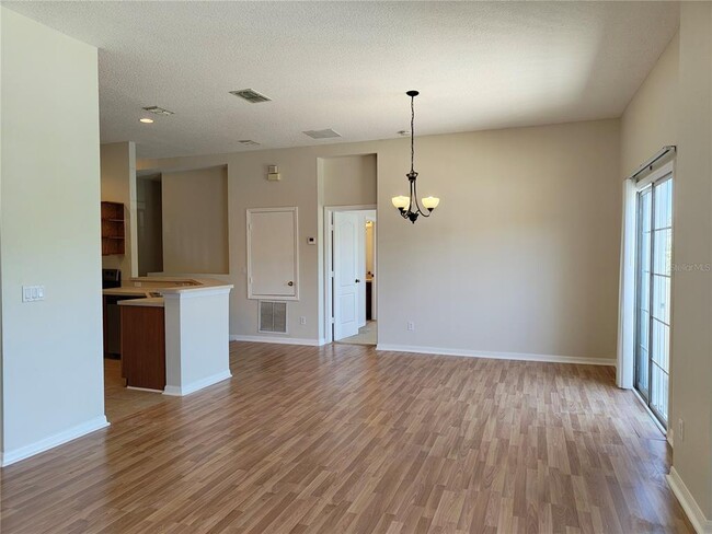 Building Photo - 10844 Derringer Dr