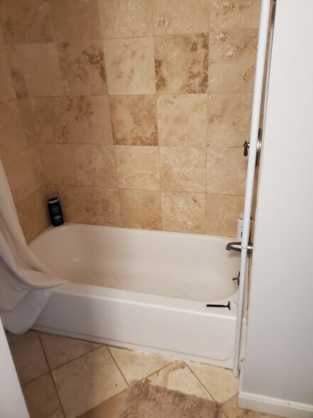 Building Photo - 26 Fleet St