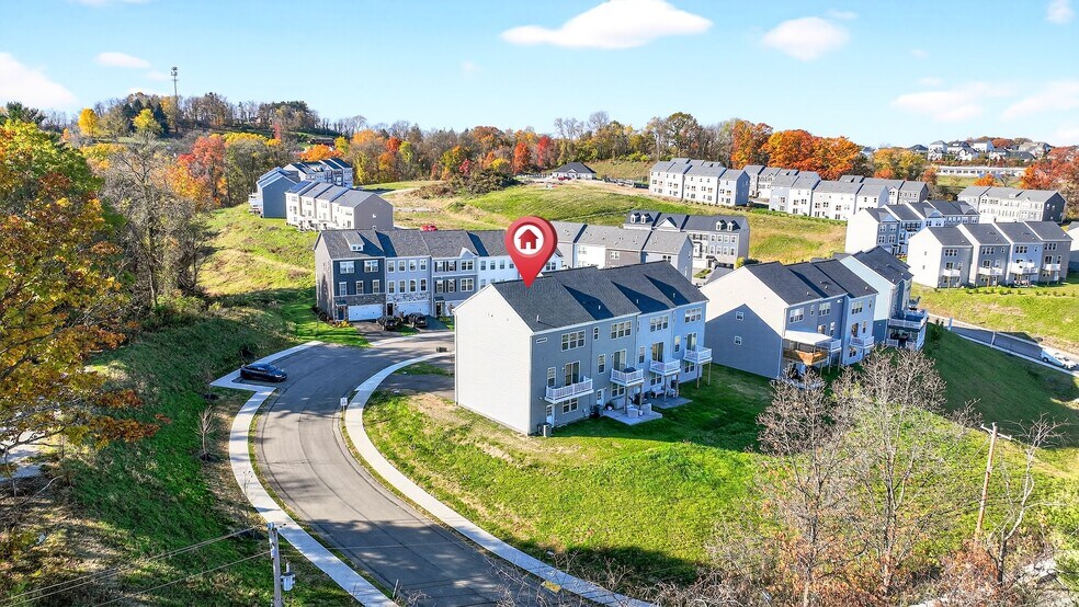 Building Photo - 600 Dana Dr