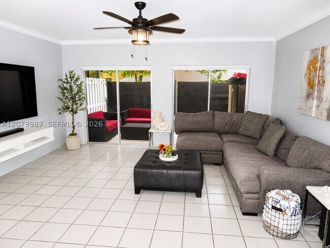Building Photo - 8320 SW 154th Ave
