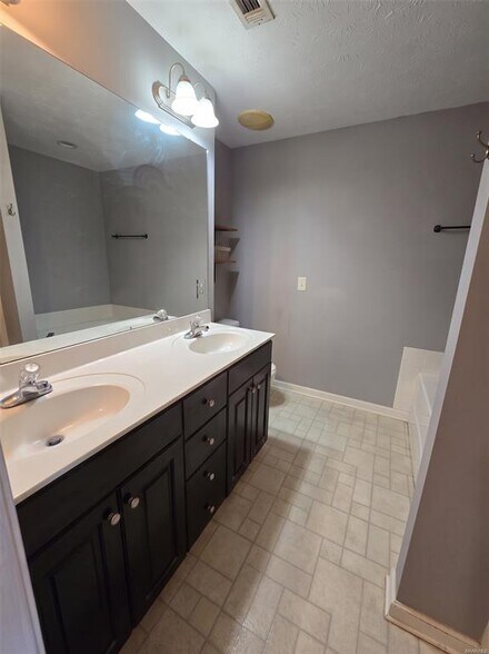 Building Photo - 79 Taylor Crossing