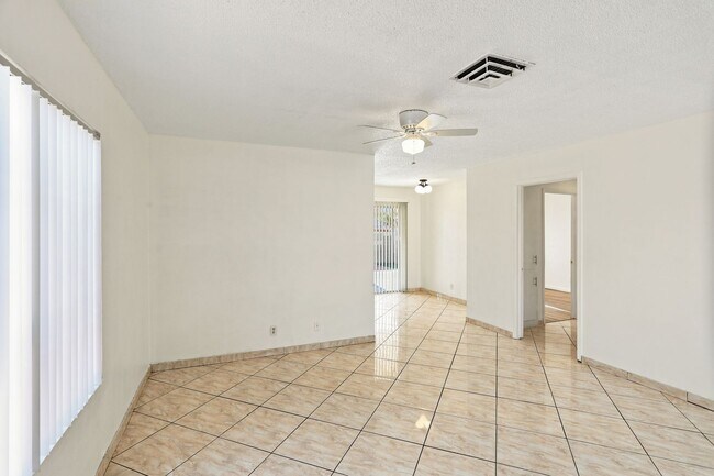 Building Photo - 4352 Verdugo St