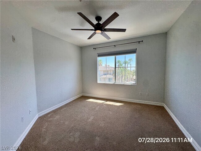 Building Photo - 7143 S Durango Dr