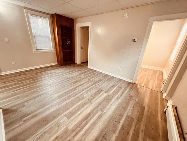 Building Photo - 34 Union St