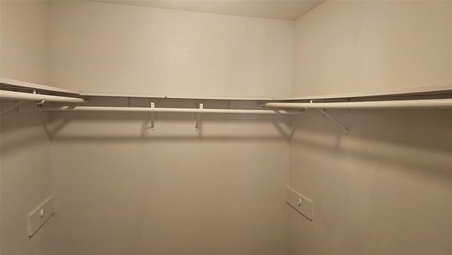 Building Photo - 2610 Strait Ln