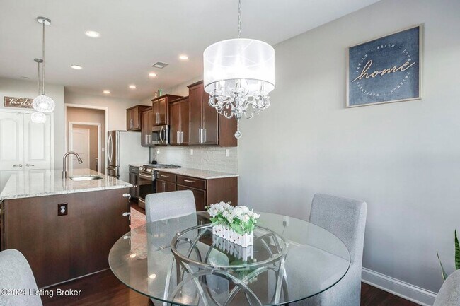 Building Photo - East Jefferson County Home For Rent