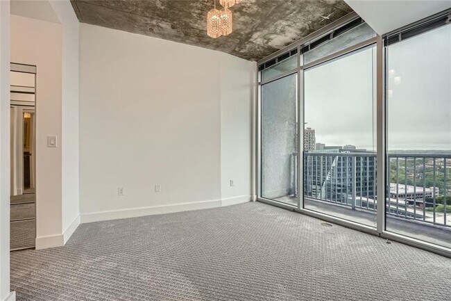 Building Photo - 950 W Peachtree St NW