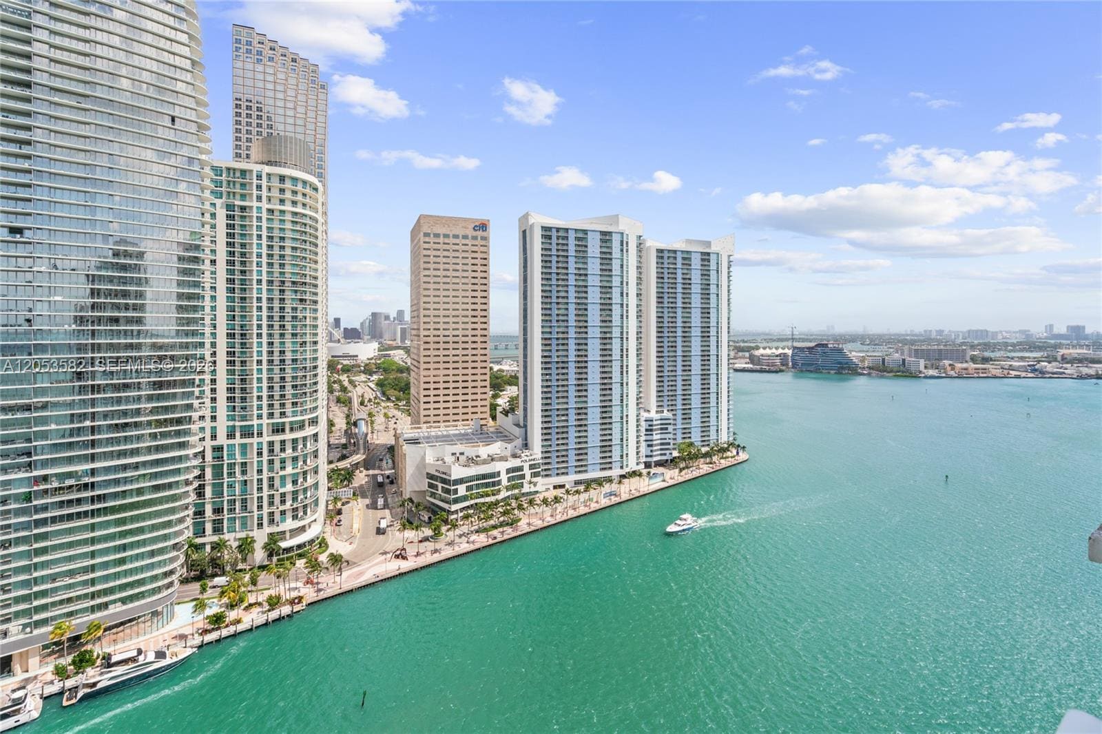 Building Photo - 901 Brickell Key Blvd