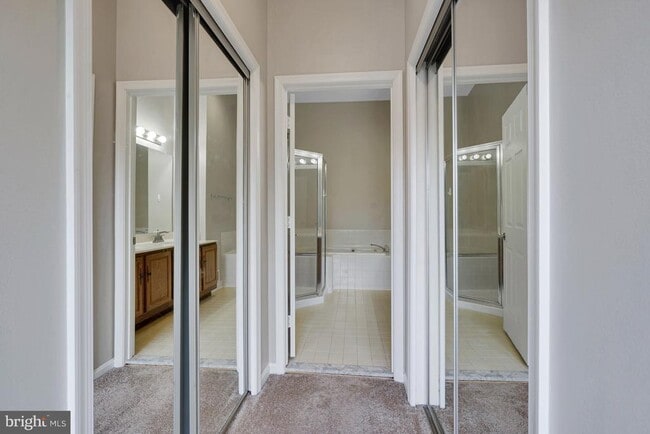 Building Photo - 44030 Gala Cir