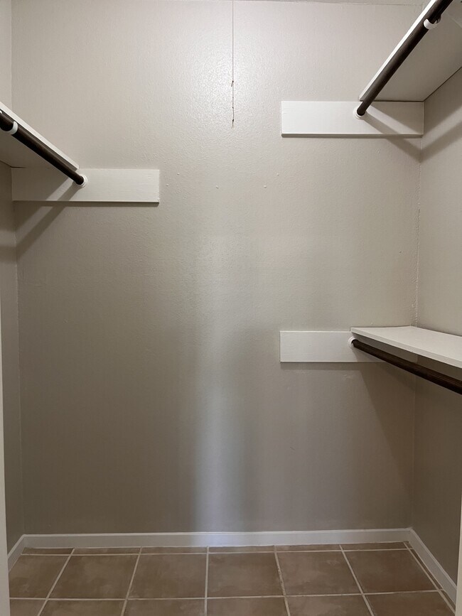 Building Photo - 16450 Hibiscus Ln