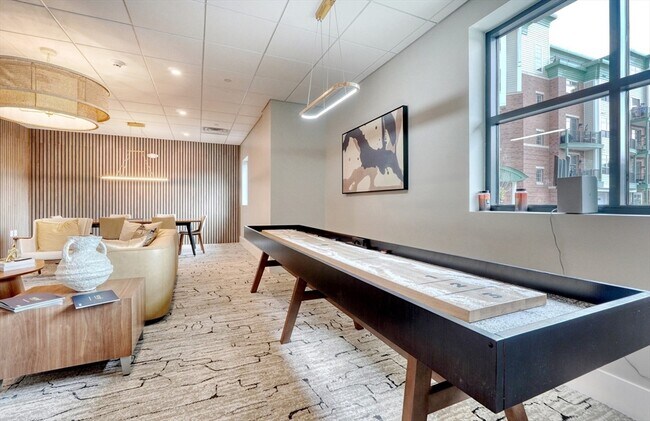 Building Photo - 62 Foundry St