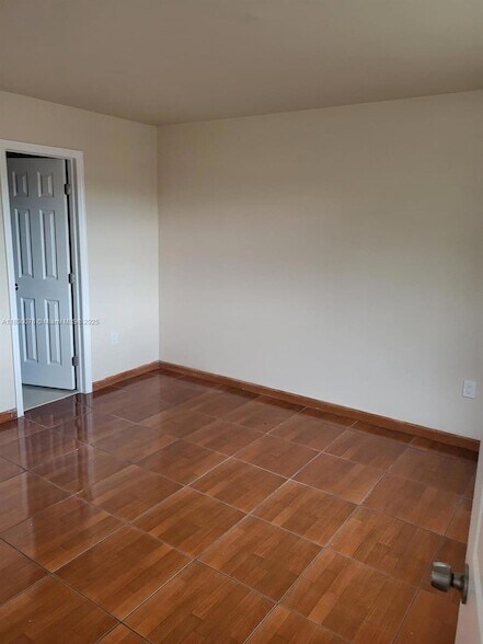 Building Photo - 675 NW 85th Ct