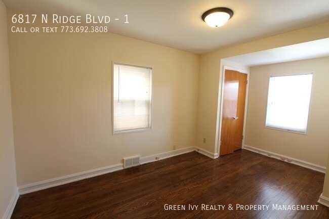 Building Photo - 6817 N Ridge Blvd