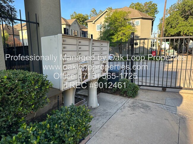 Building Photo - 1132 Patterson St
