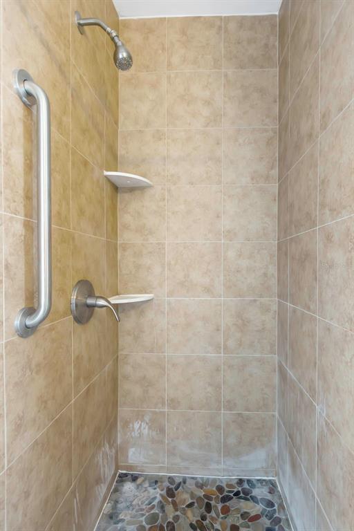 Building Photo - 6842 62nd Ave N