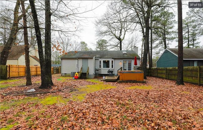 Building Photo - 6724 Fairpines Rd