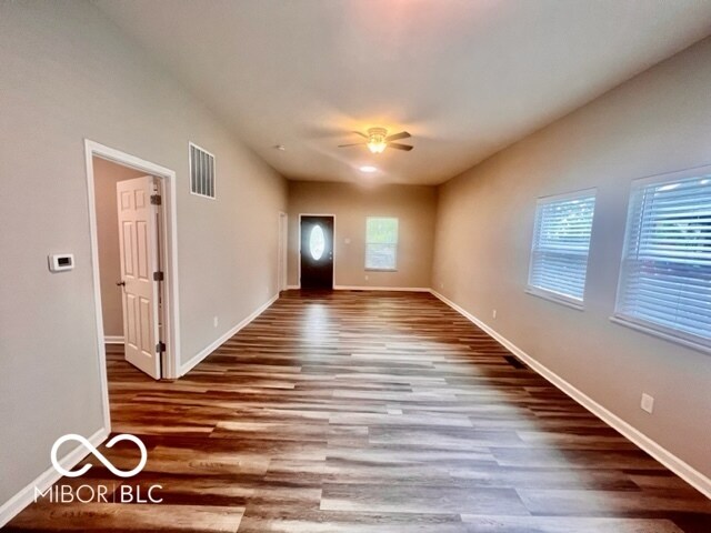 Building Photo - 838 N Temple Ave