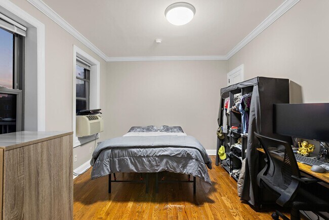 Building Photo - 151 Sip Ave