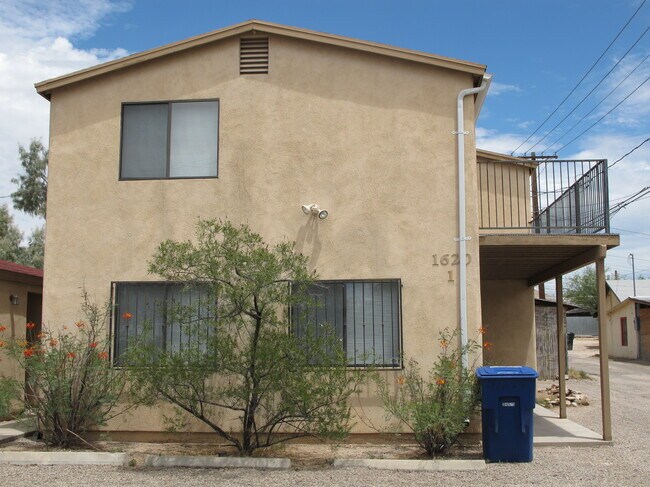 Building Photo - 1620 N Fremont Ave