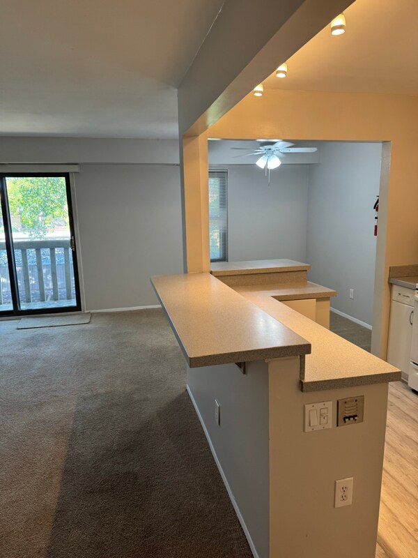 Building Photo - 31993 W 12 Mile Rd