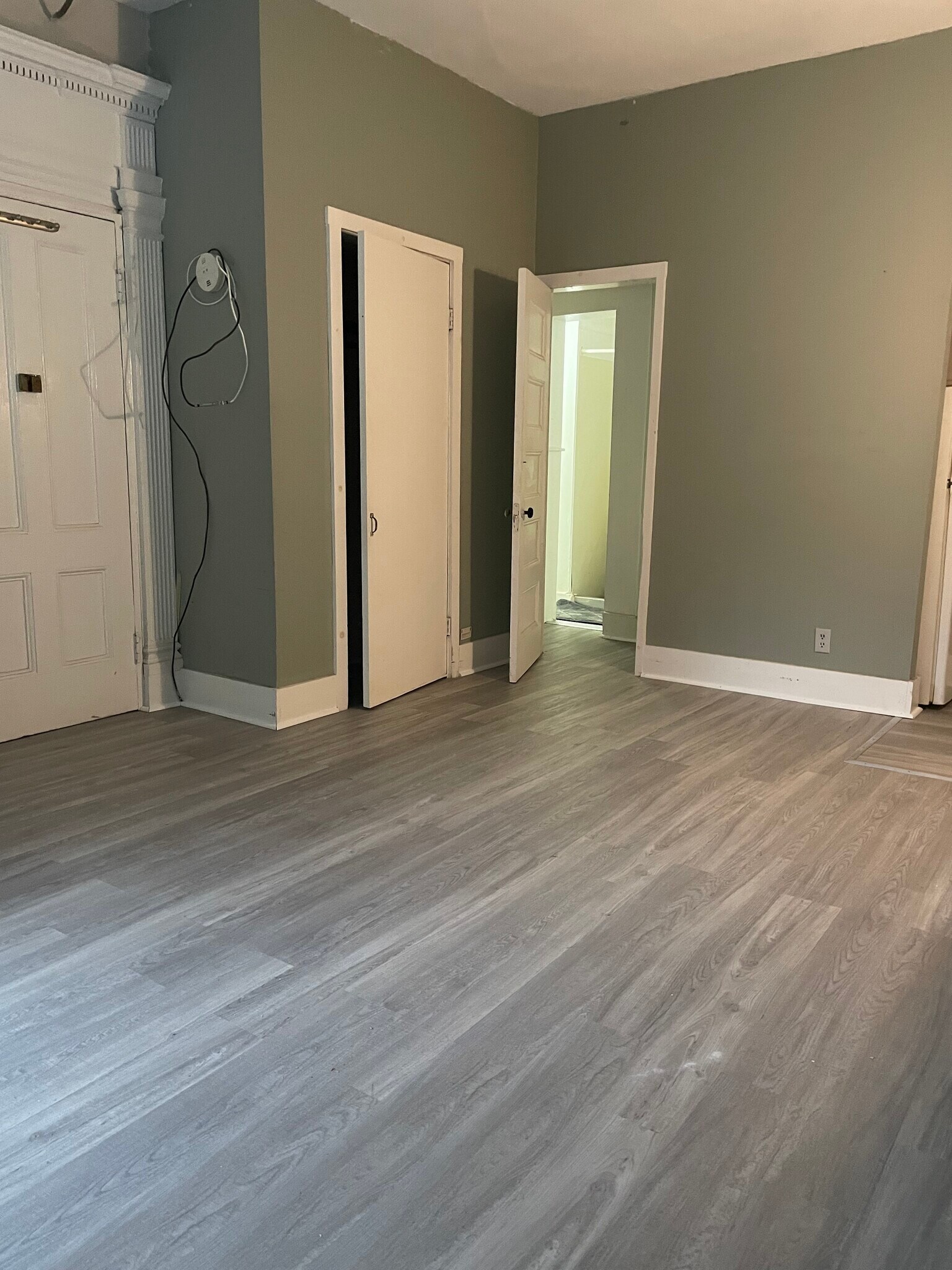 Living space - 126 Saint Marys St