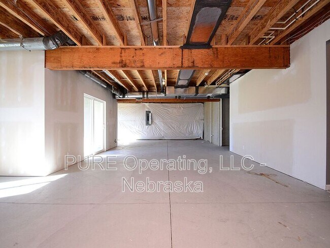 Building Photo - 16509 Heather St