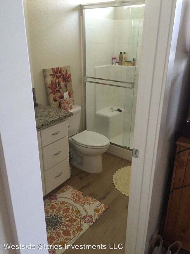 Building Photo - 1310 Roycroft Ln