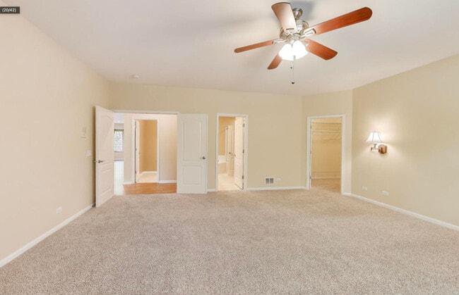 Building Photo - 11 Beaconsfield Ct