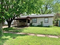 Building Photo - 3024 S St Paul St