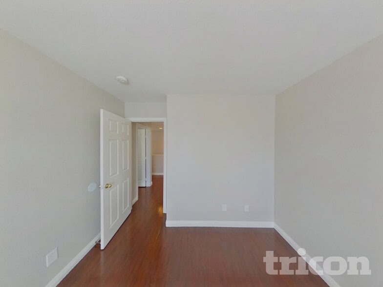 Building Photo - 3643 Sanwood St