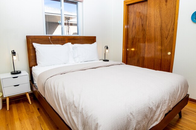 Building Photo - 6185 W 61st Ave