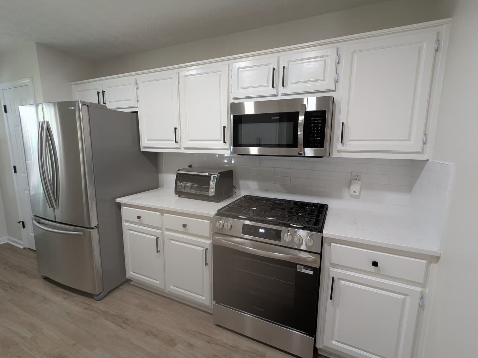 Building Photo - 60 Riverside Pky