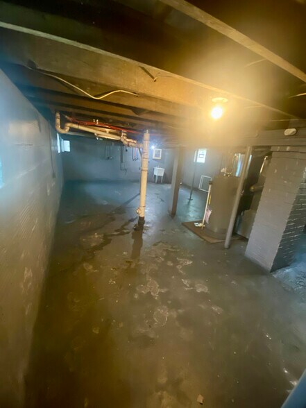 Building Photo - 1036 Neptune Ave